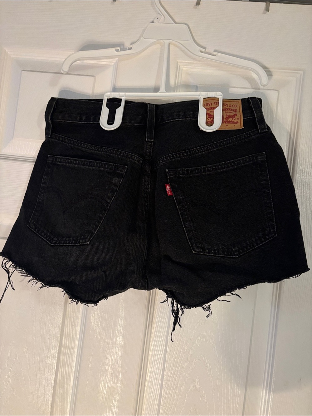 Black Levi’s 501 Denim Cutoff Shorts - Picture 2 of 5